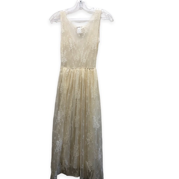 Anna-Kaci Dresses & Skirts - Anna-Kaci Sleeveless Lace Dress Women's Size S Cream